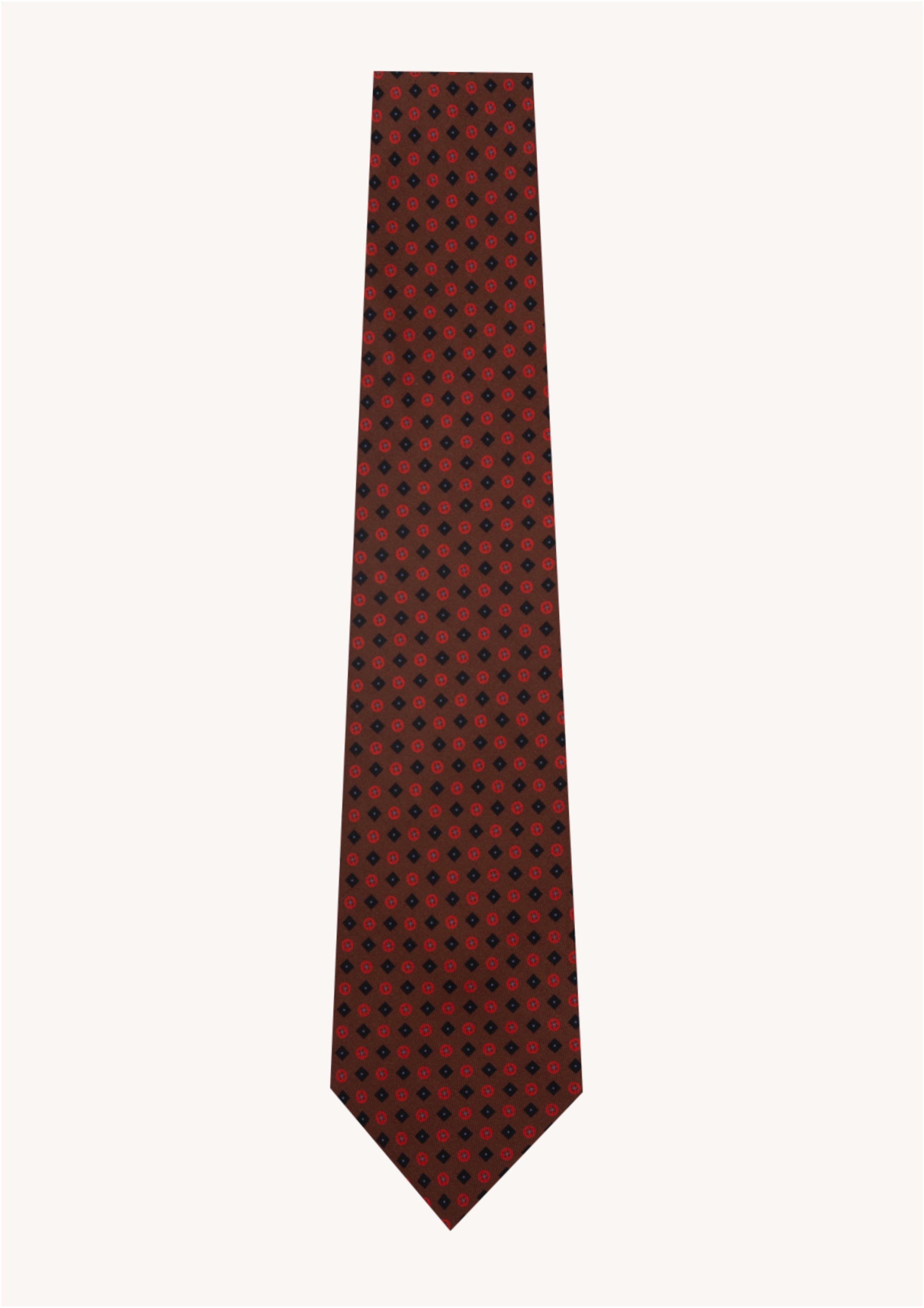 Cravate en twill 100 % soie, ornée d’un motif de fleurs bleu nuit et rouge sur fond marron