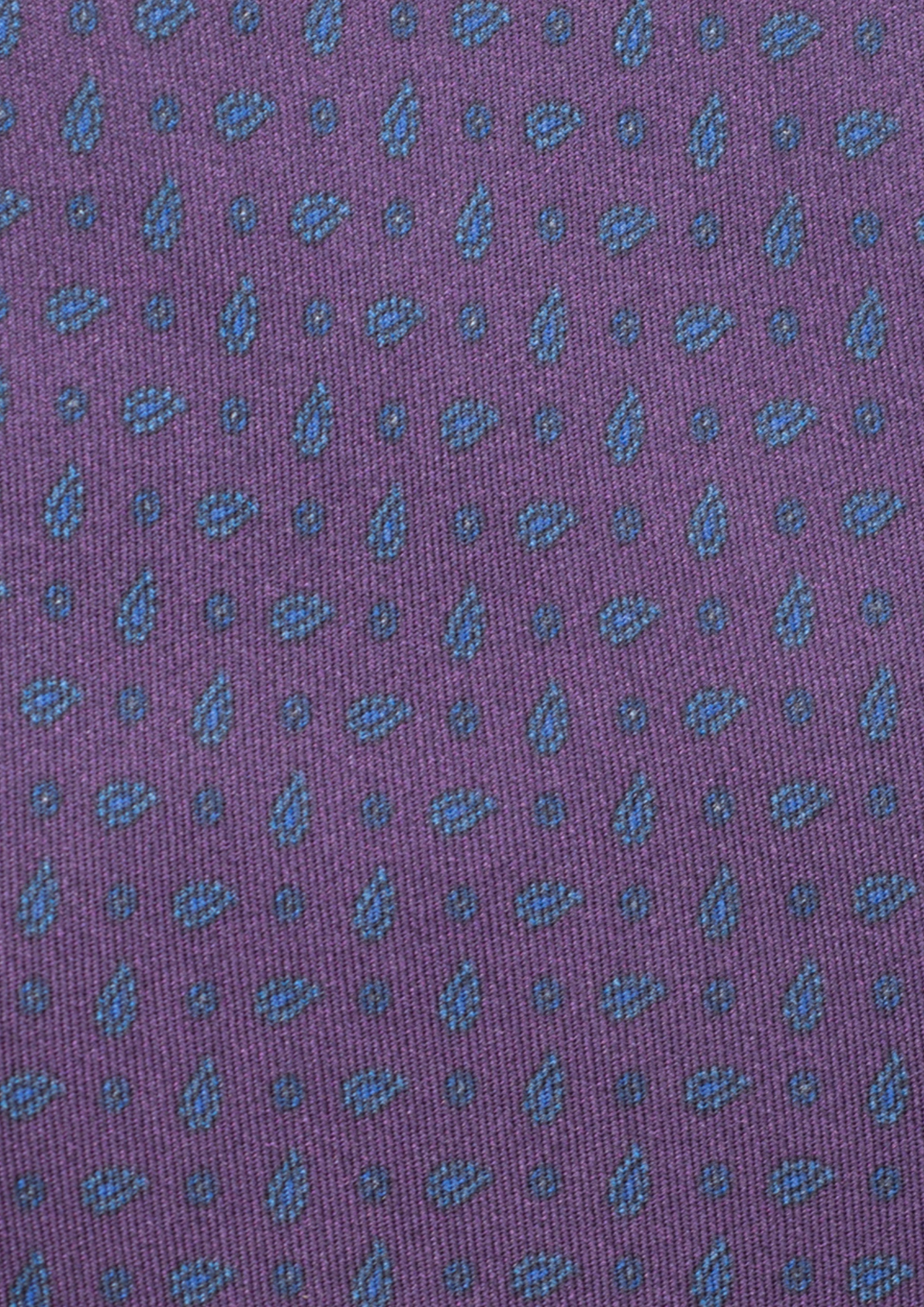 Cravate en twill 100% soie, ornée d'un motif cachemire bleu sur fond violet