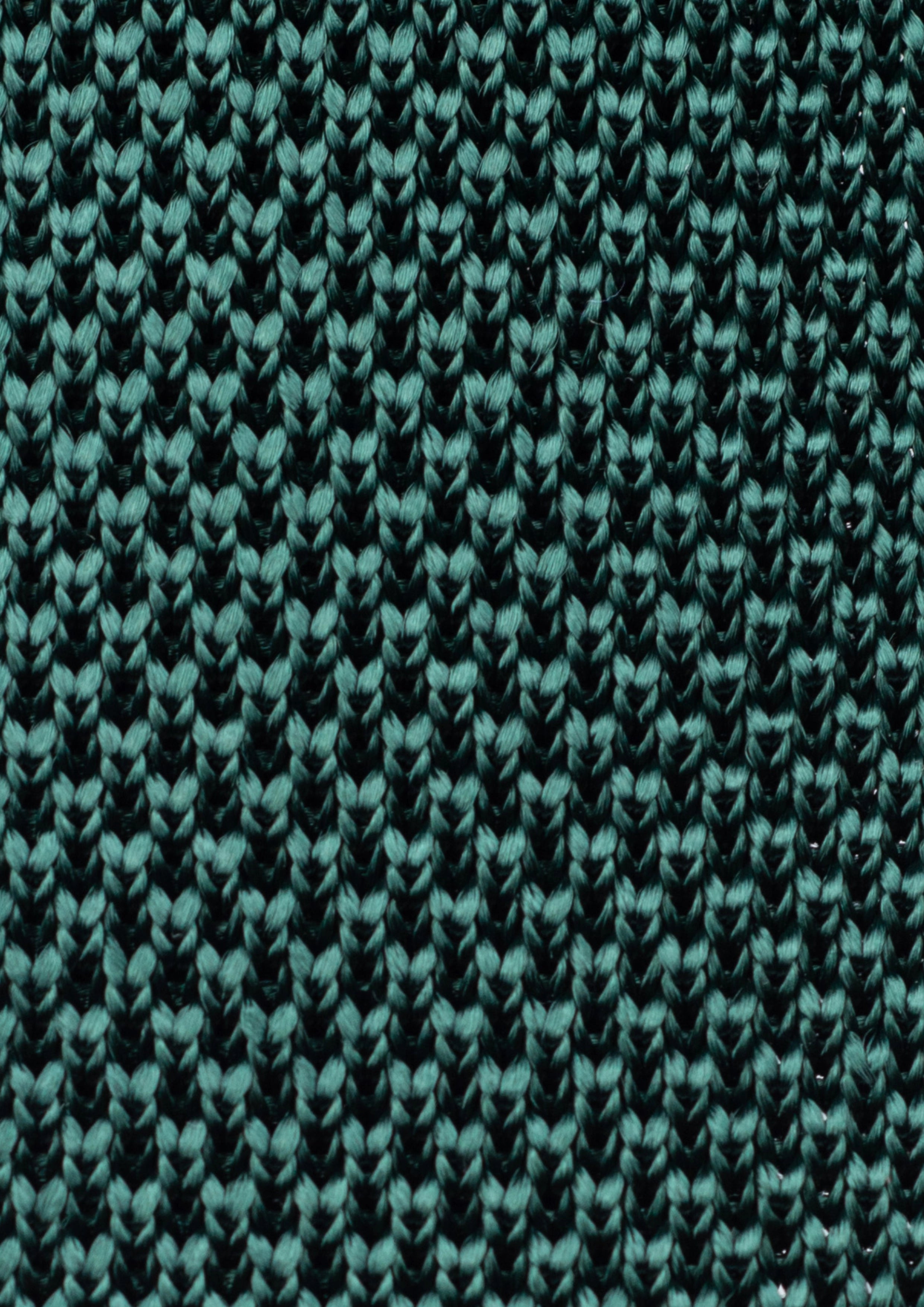 Cravate en tricot 100% soie, couleur vert anglais