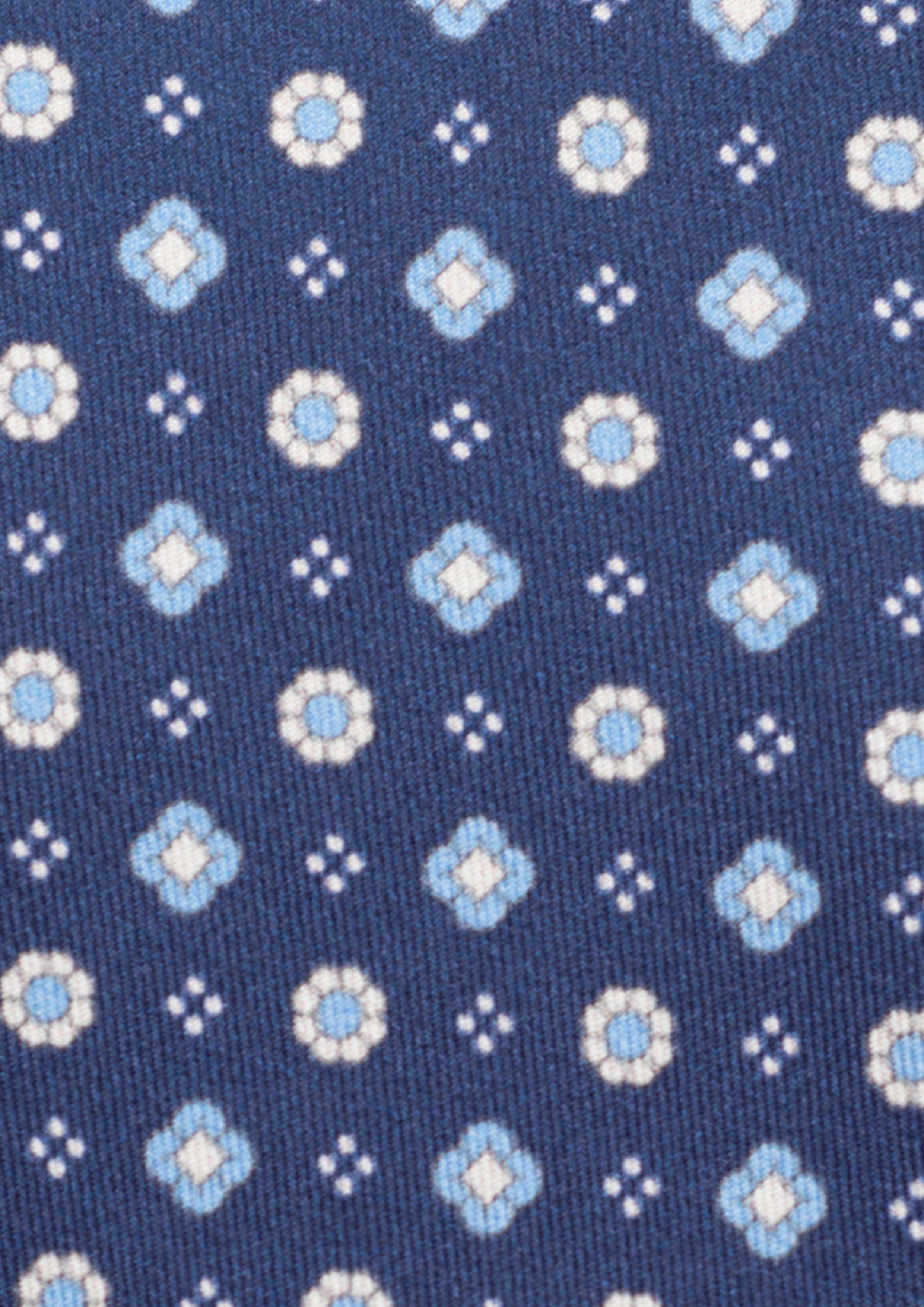 Cravate en twill de soie 100 %, ornée d'un motif de fleurs bleu et blanc sur fond bleu