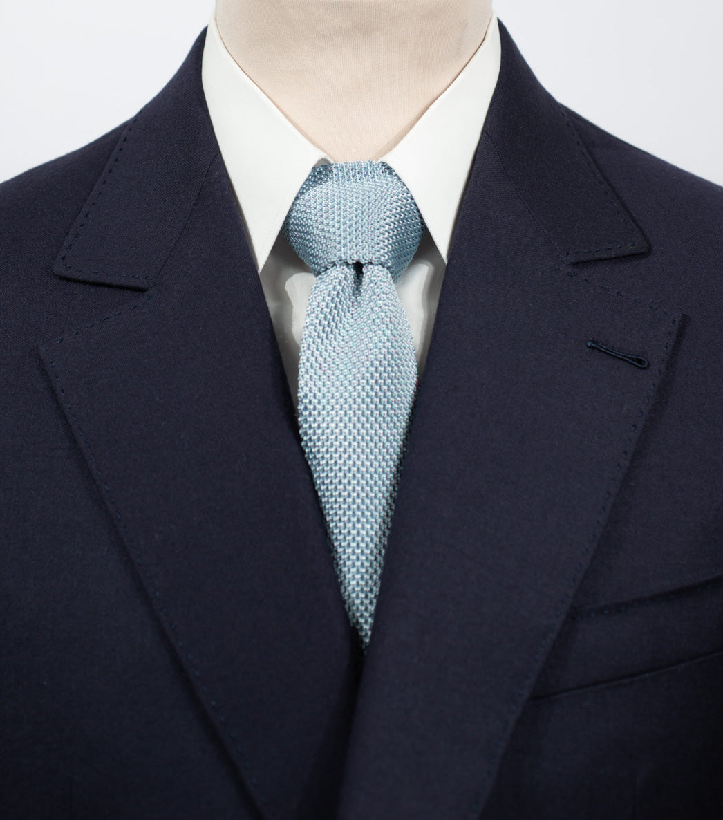 Cravate en tricot 100% soie, couleur bleu ciel